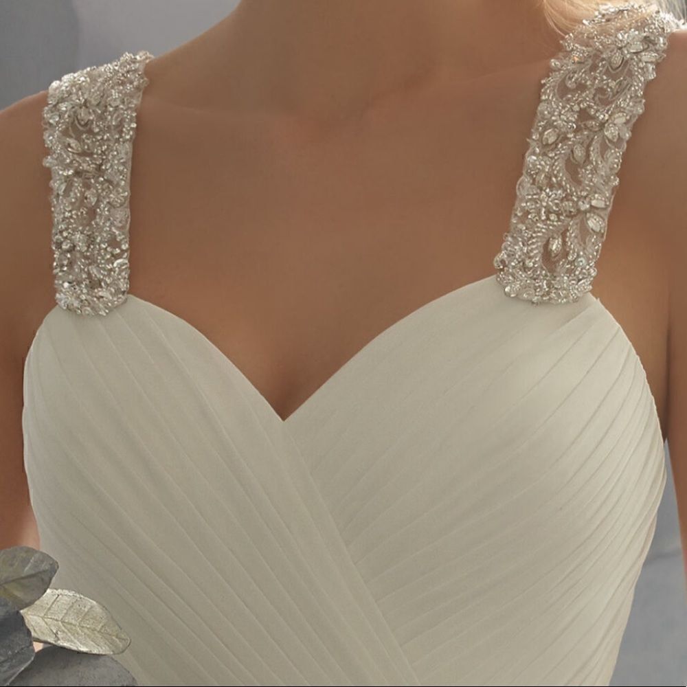 Detachable wedding straps with pearls and rhinestones